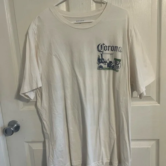 (2) Old Navy Mens 2XL Beer Short Sleeve T- Shirts Miller High Life Corona - Picture 7 of 12
